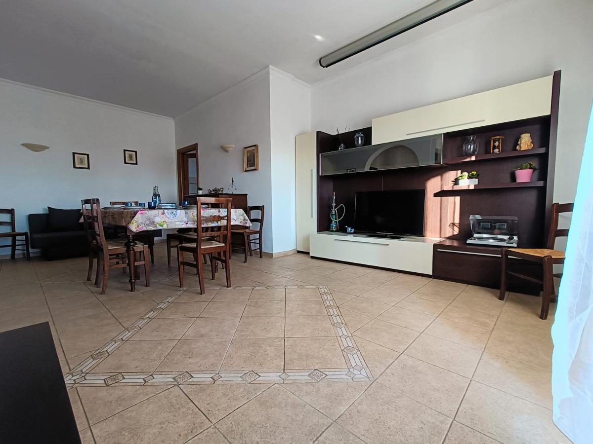 Avellini - Delightful And Spacious Apartment With Terrace - Near Metro A Cornelia Rom Exterior foto