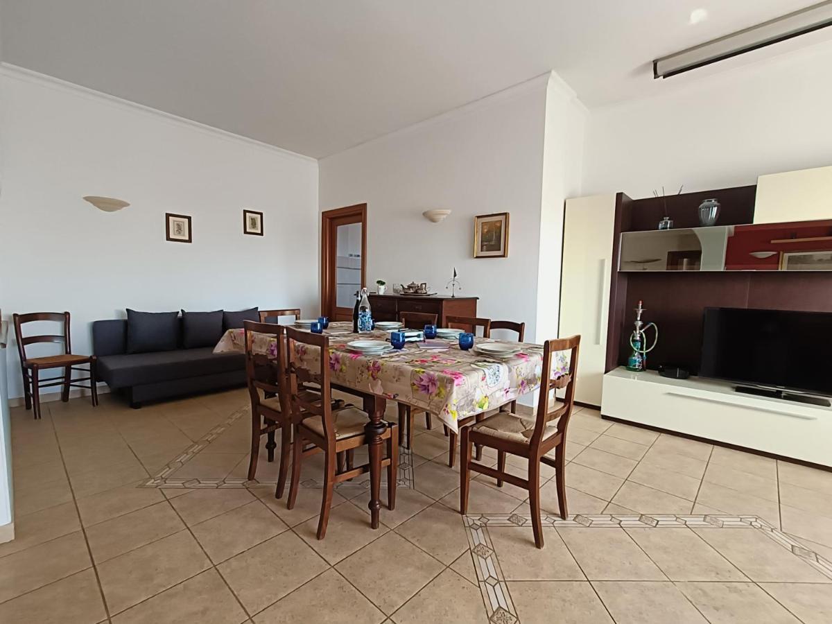 Avellini - Delightful And Spacious Apartment With Terrace - Near Metro A Cornelia Rom Exterior foto