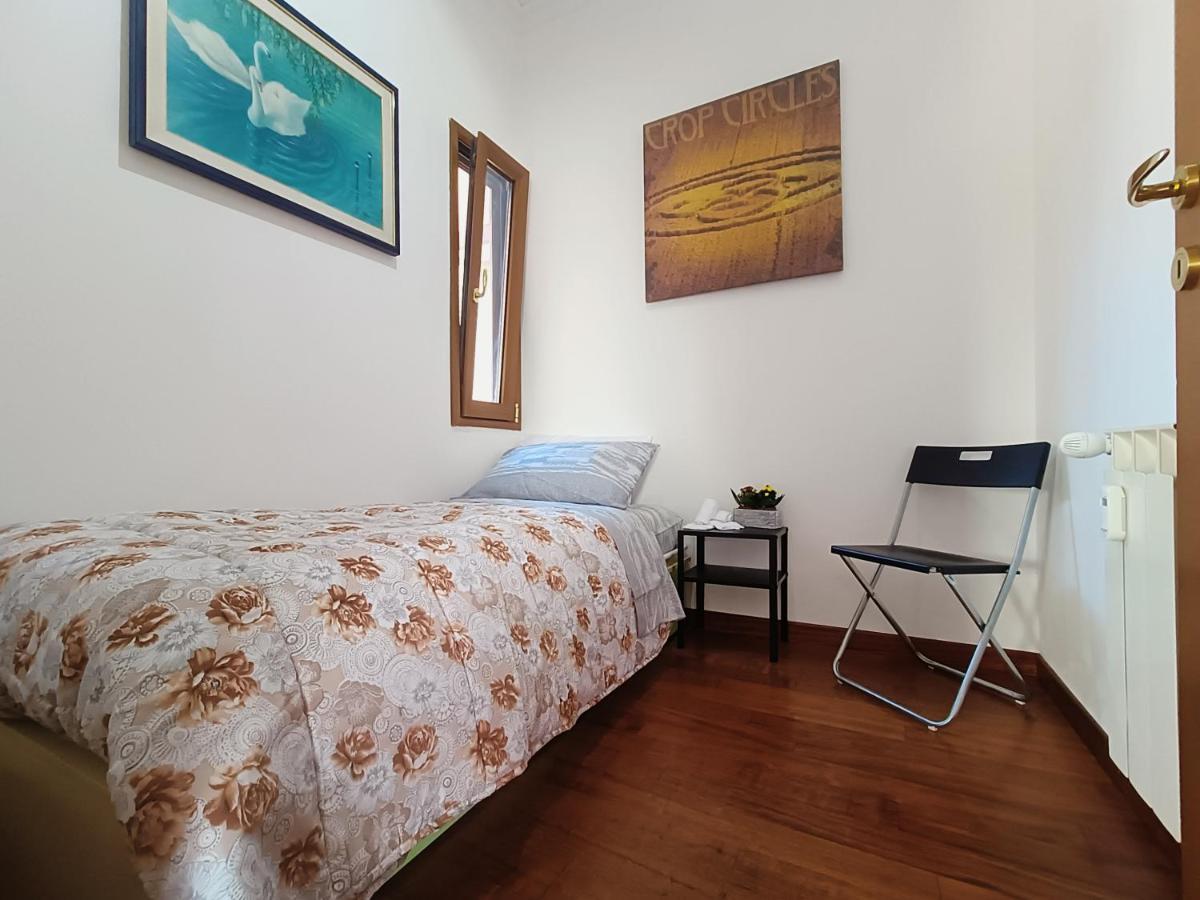 Avellini - Delightful And Spacious Apartment With Terrace - Near Metro A Cornelia Rom Exterior foto